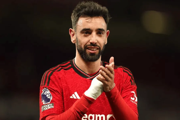 布魯諾-費爾南德斯以身作則扮演曼聯核心角色