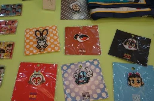 魔都驚現(xiàn) 次元墻 破裂現(xiàn)場(chǎng),ip生意已經(jīng)爆發(fā)